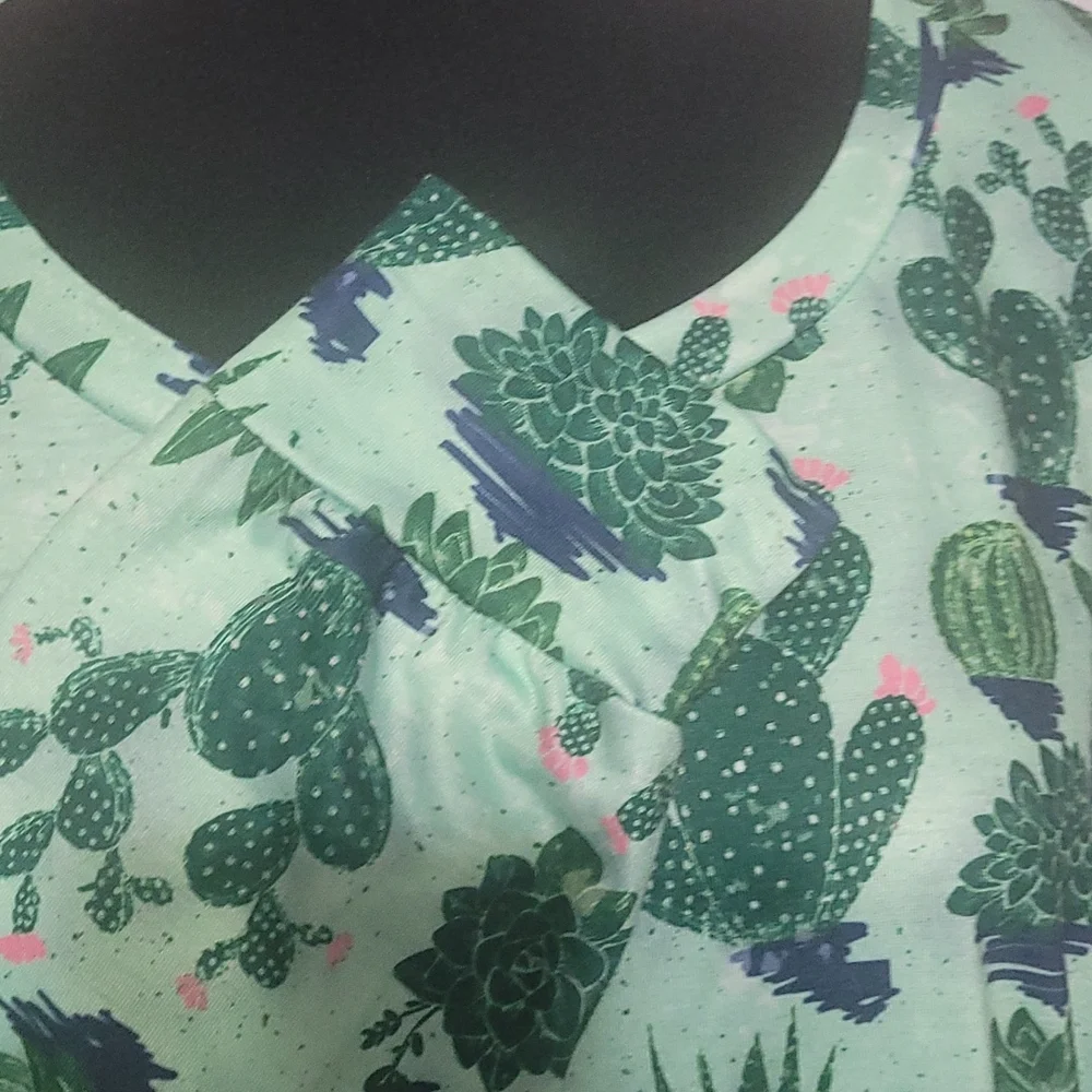 L&B Western Cactus LS top - Picture 3 of 4